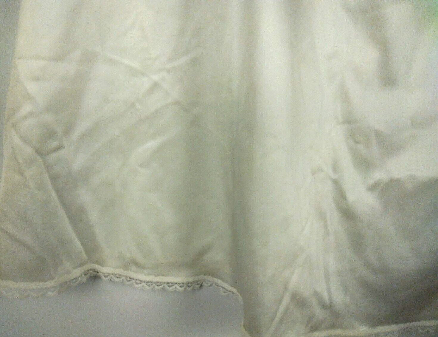 Vassarette Ladies 100% Nylon White 25″ Long Half Slip Size M (63)