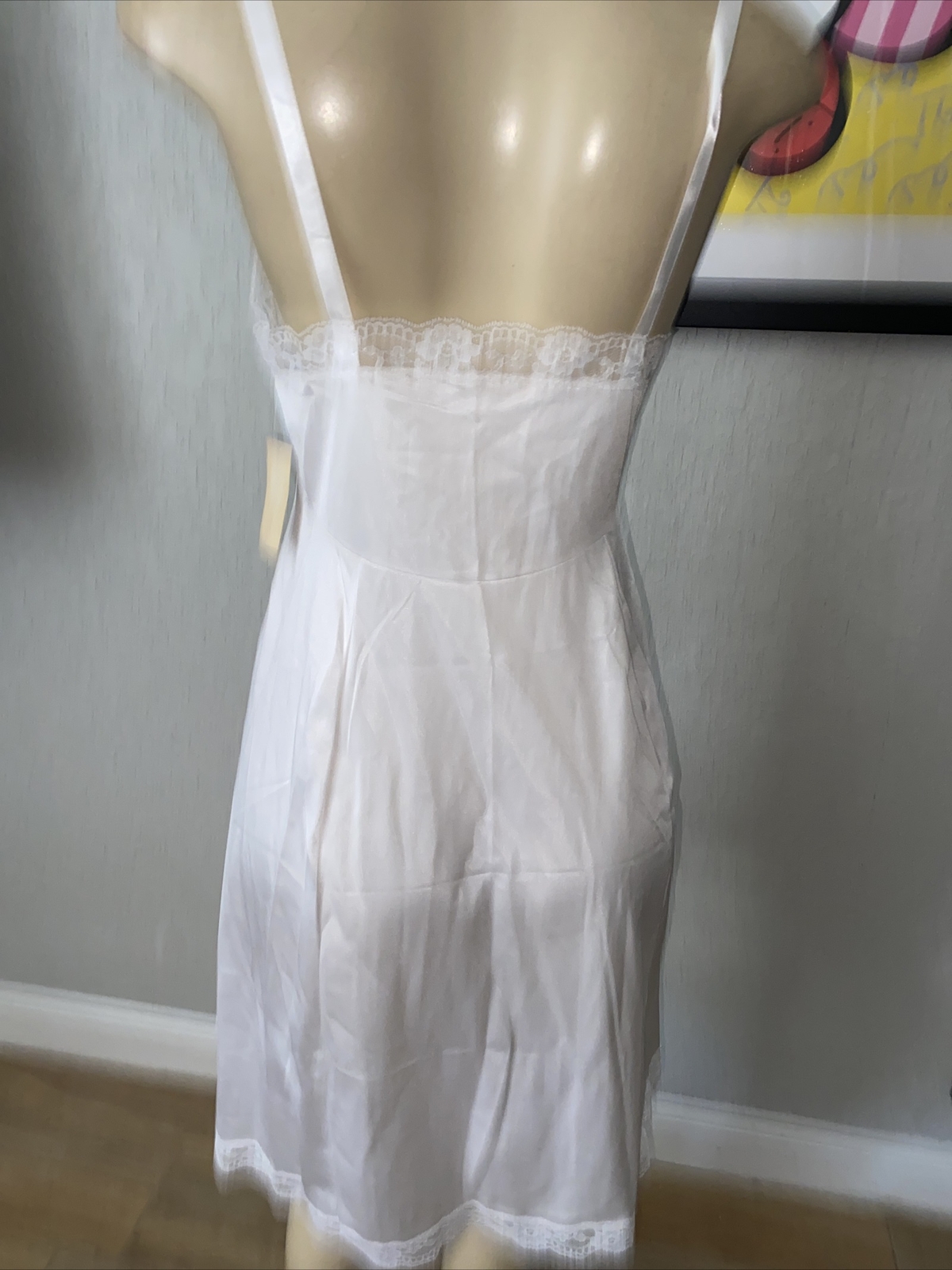 VTG Sears Antron III Nylon Lace Full Slip 32 Short White NWTS brw