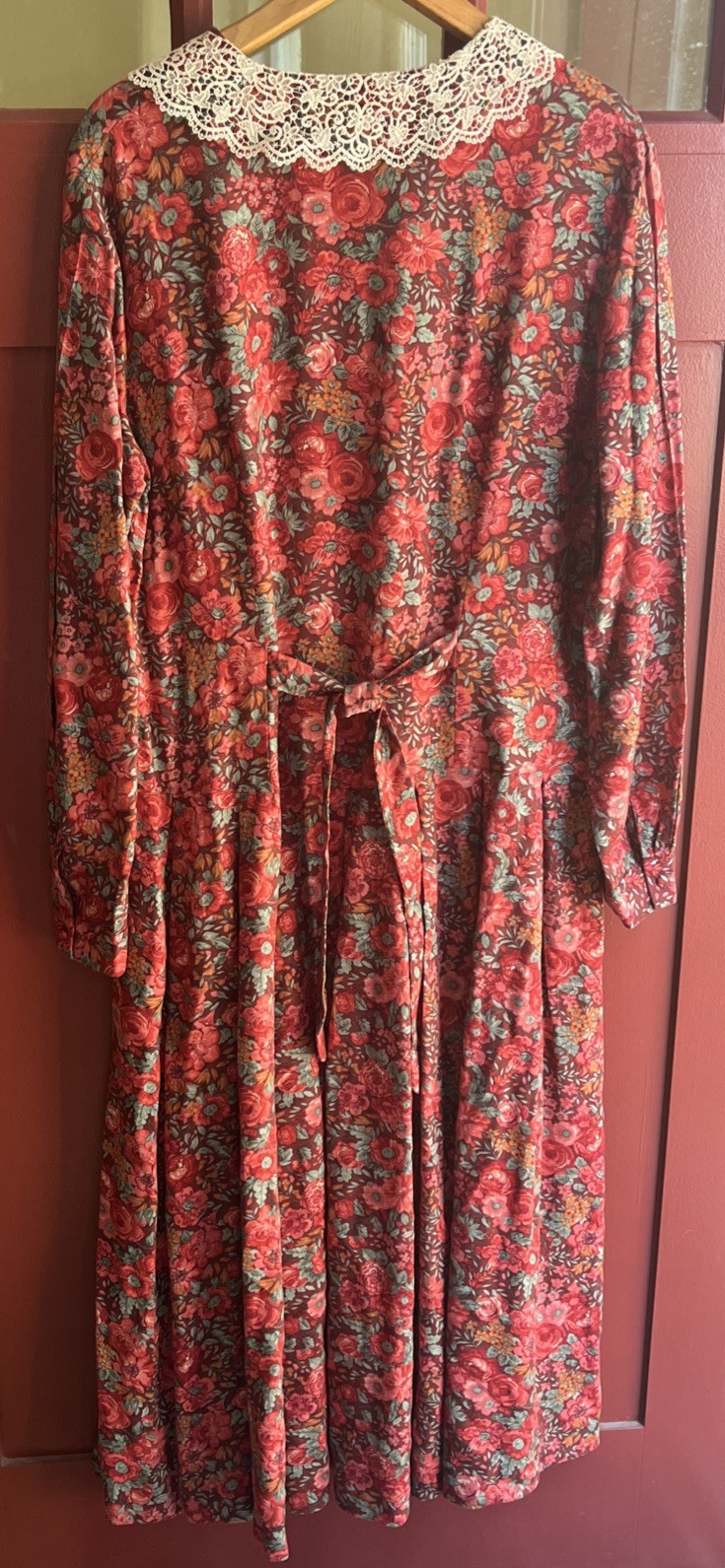 Laura Ashley 80’s GB Cottagecore Prairie Vintage Viscose Lace Collar Dress US12