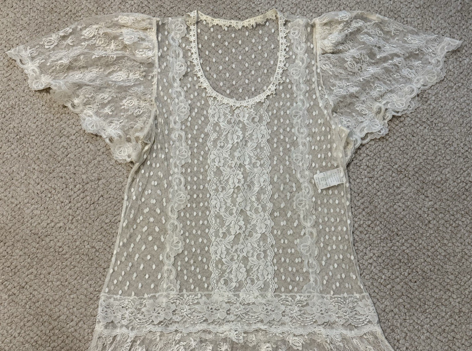 WOMENS VINTAGE VICTORIAN LACE MAXI IVORY OFF WHITE BOHO WEDDING DRESS 15 / 16
