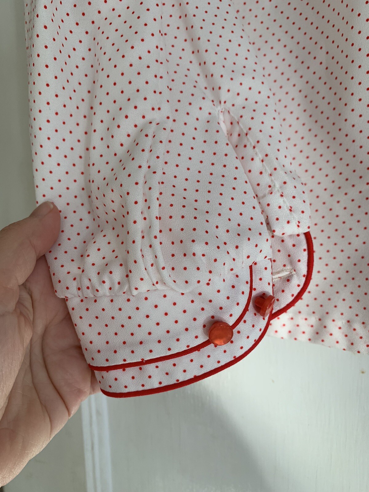 Vtg Gailord Womens Blouse Button Down L ? Creamy Off White Red Polka Dots