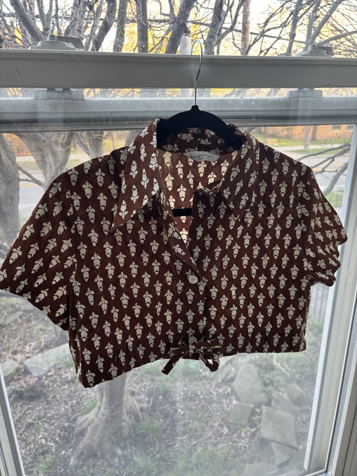 Vintage 70s Sears JR Bazaar Cropped Tie Brown Cream Block Print Short Sleeve
