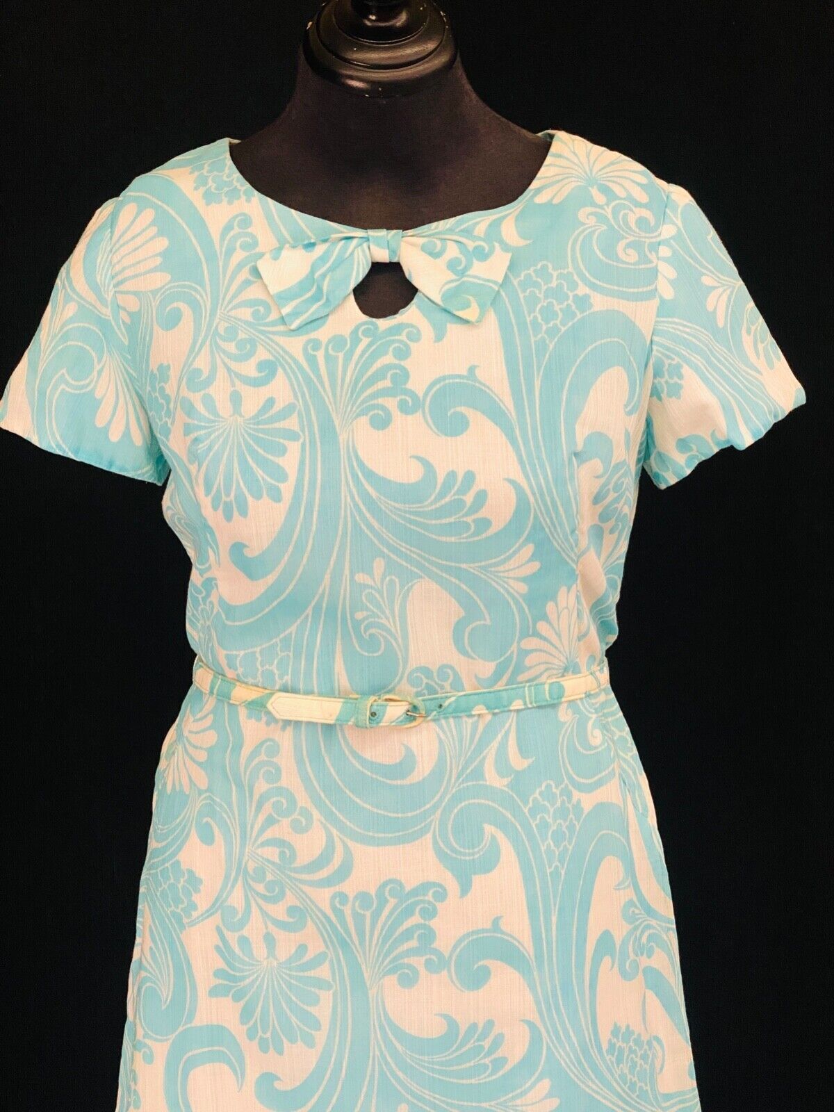 Vintage 1960s turquoise white dress, short sleeve floral summer cotton L