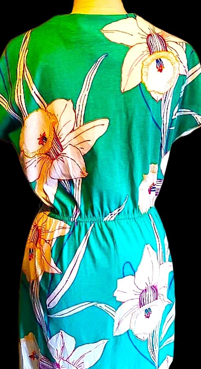 VTG 70s Soft Jersey Semi Fitted Bright Florals Midi Beach, Poolside Dress S