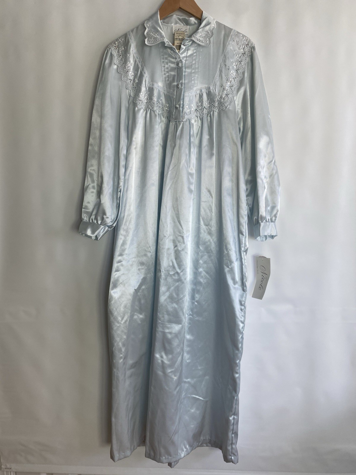 Vintage Nicole 54188 Silky Long Blue Nightgown Lace Floral Button Size Medium