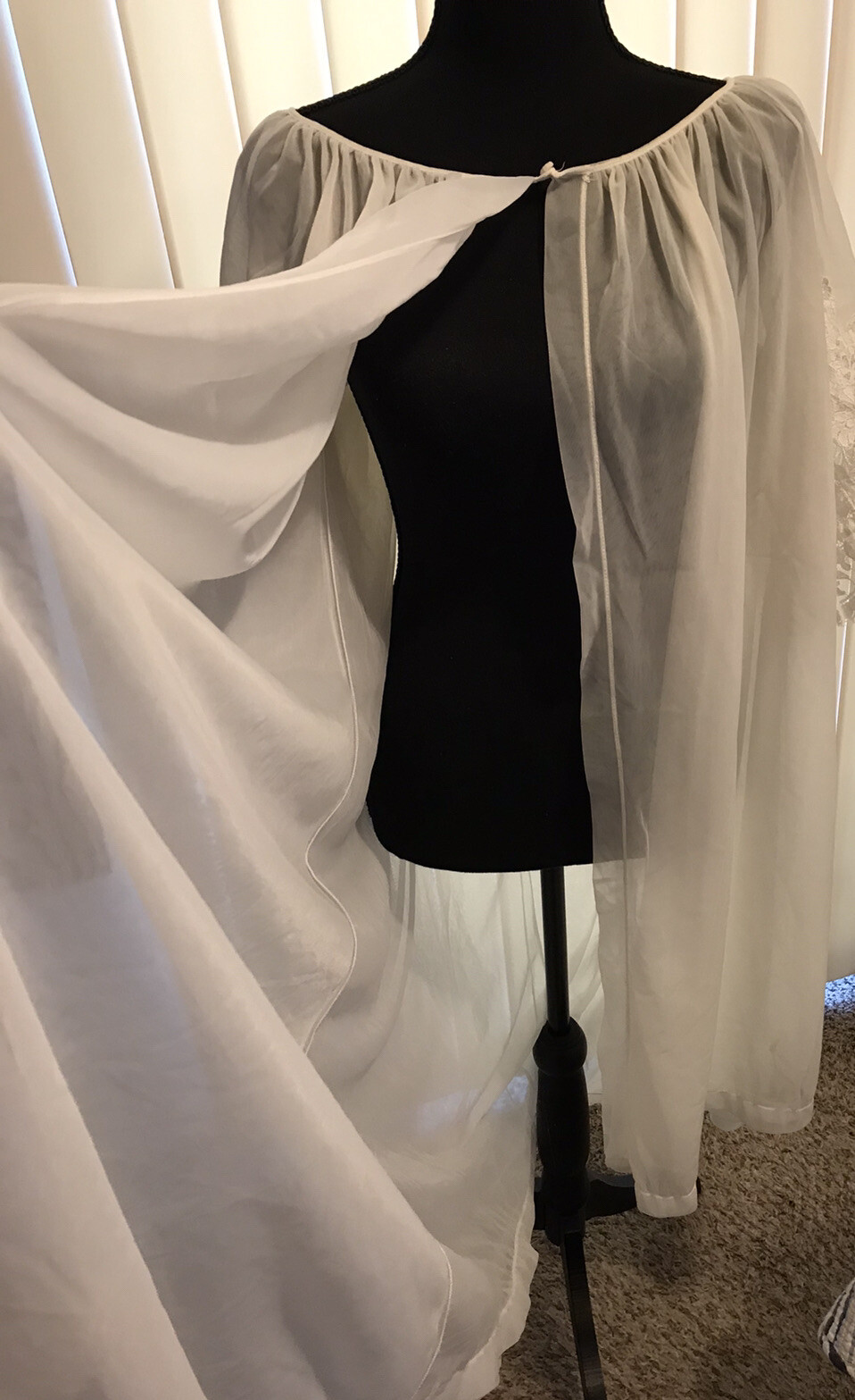 VTG Henson Kickernick Sheer Thick Chiffon Peignoir overcoatLingerie Size 36