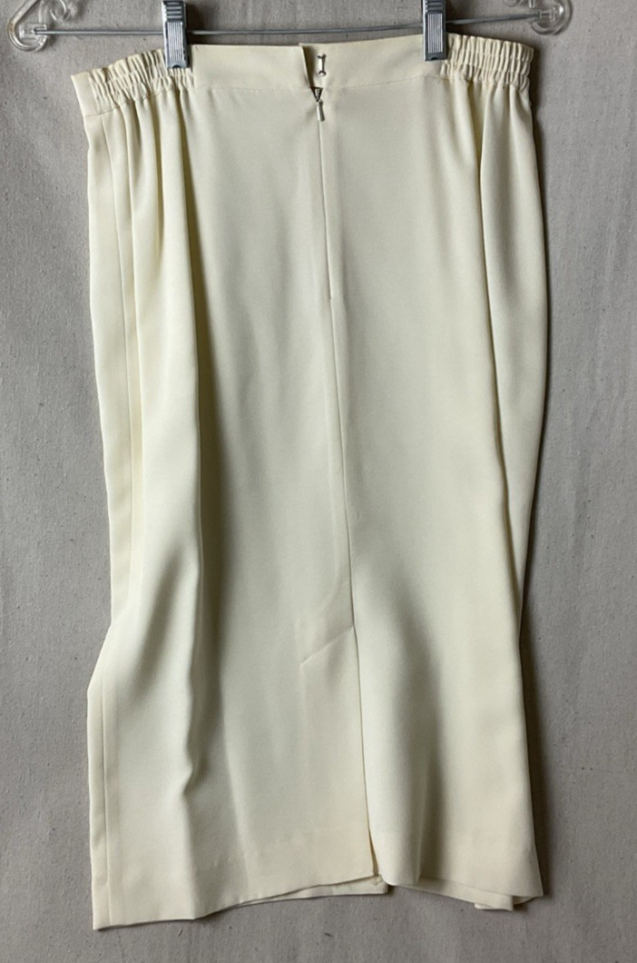 Daymor Couture Vintage Lined Skirt Suit Embellished Beaded Sequin vest Size 8