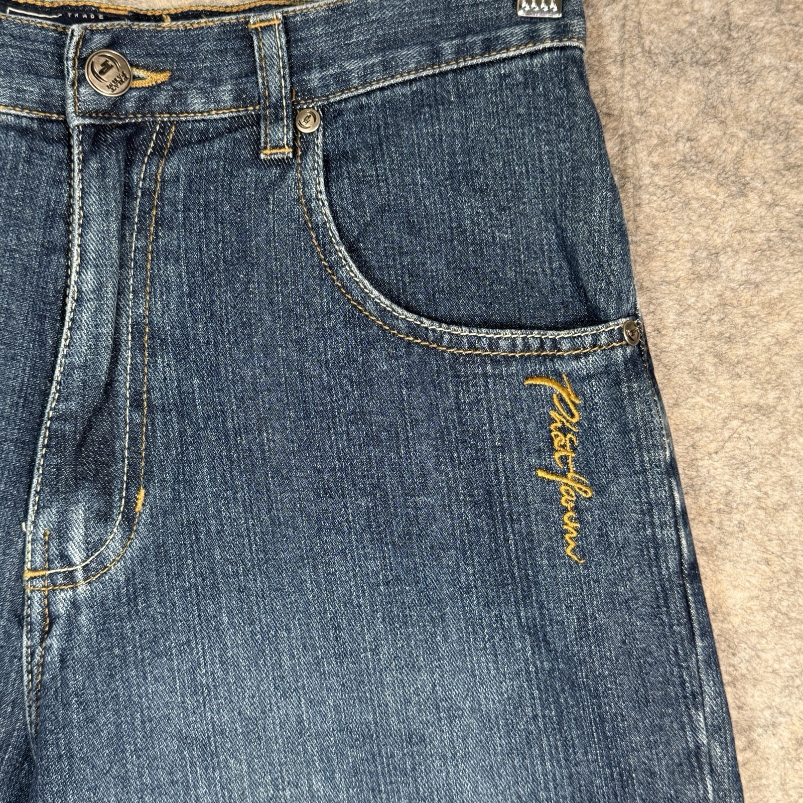 Vintage Y2K NWT Womens Phat Farm Jeans Size 16 28×29 Embroidered Baggy Hip Hop