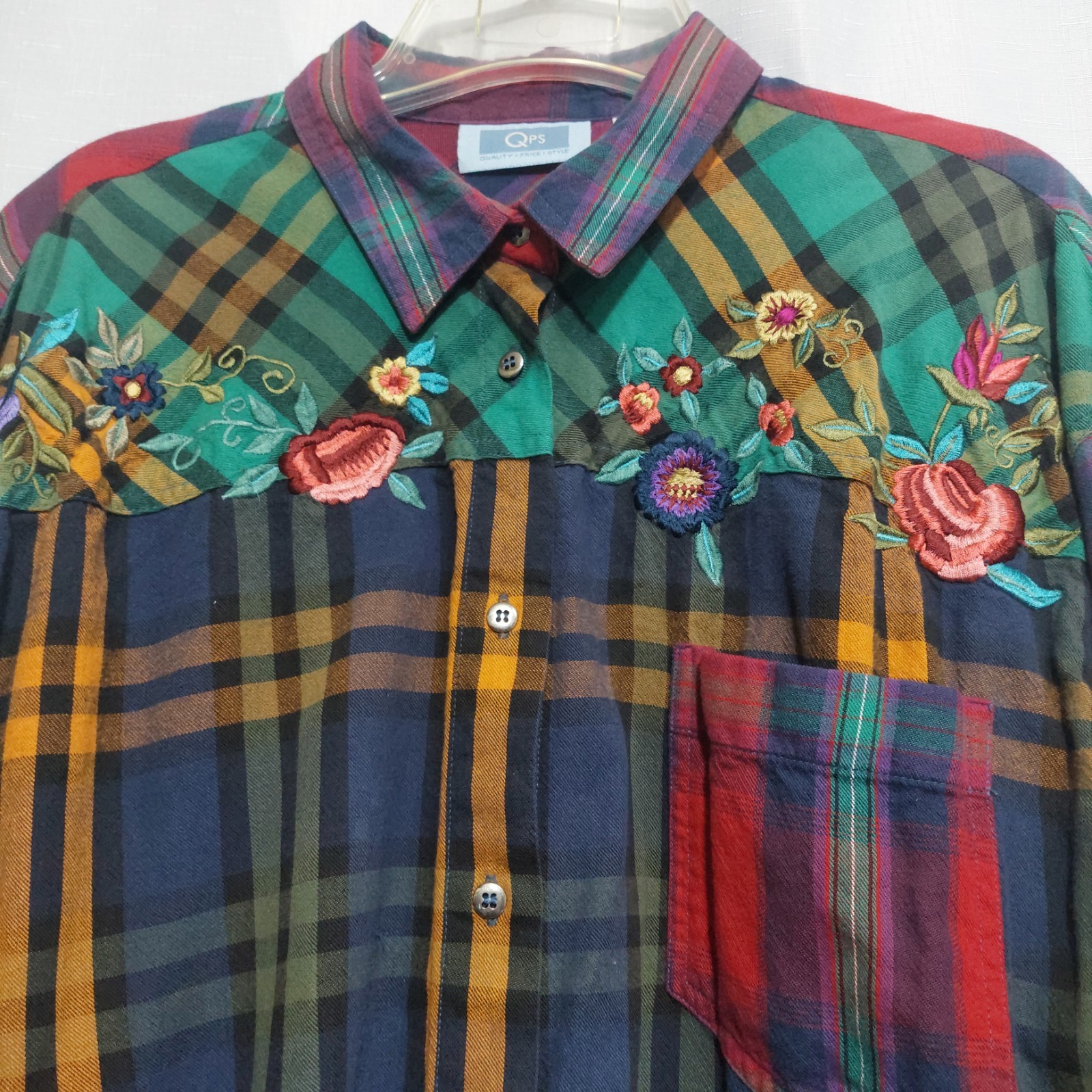 QPS Missy XL Western Mixed Plaid Floral Embroidery Button Down Flannel Pocket
