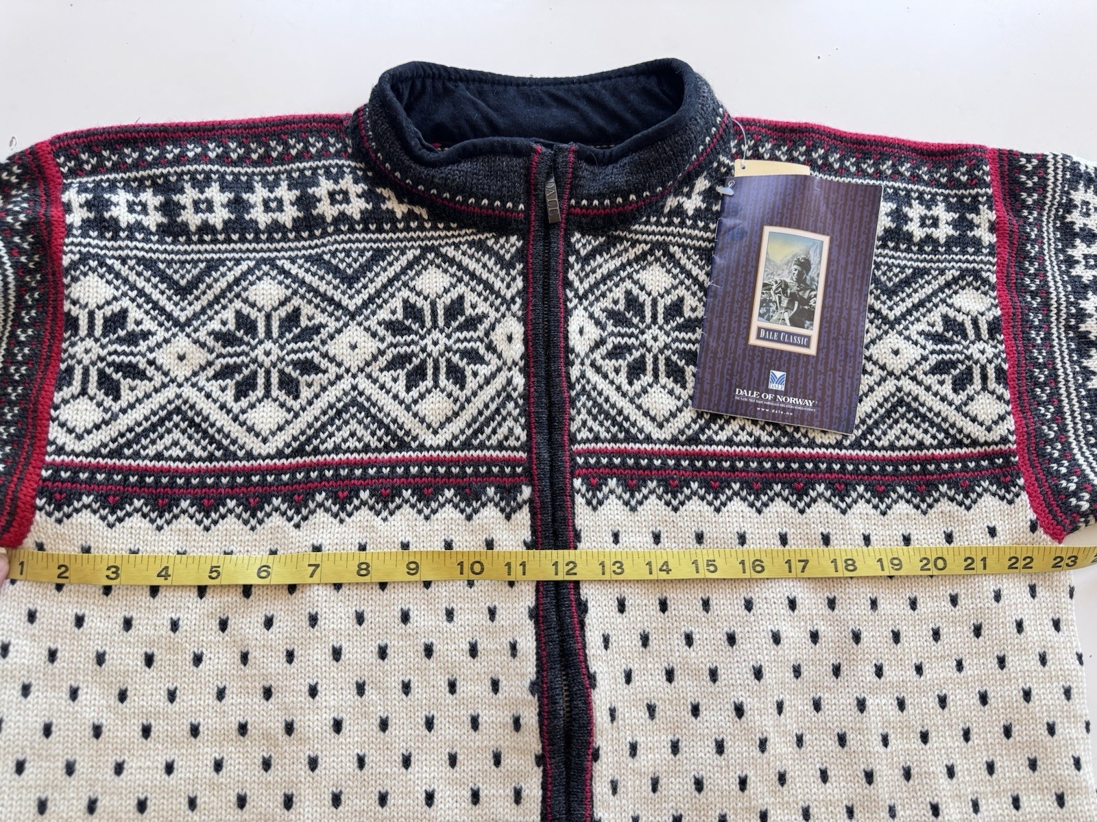 Dale of Norway Wool Zip Black Beige Snowflake Red Winter Trim Sweater Jacket L