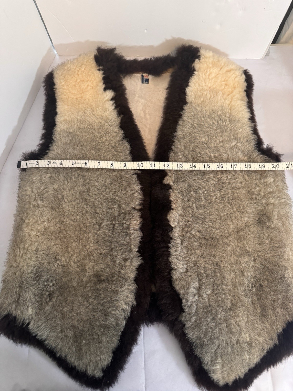 Vintage Genuine Shearling Vest Sheepskin Reykjavik Iceland 1970’s Women Large
