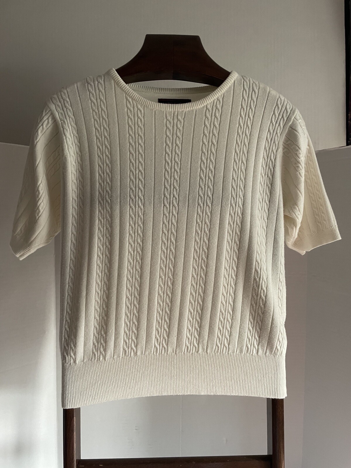 Vintage Yarnworks Sweater Med Cable Knit Shoulder Pads Short Sleeves Cream*