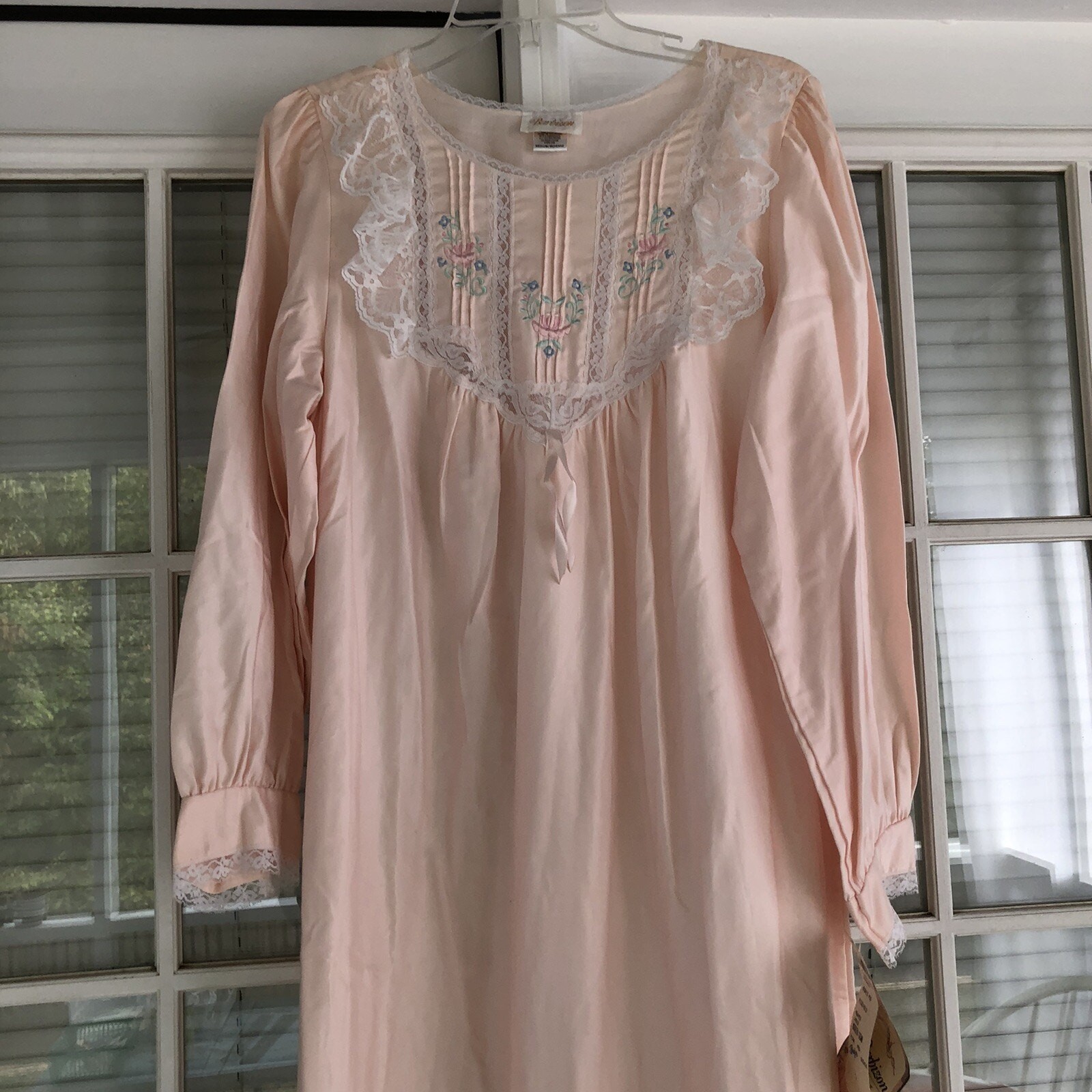 Barbizon Night Gown Vintage Pink Embroidered Size Medium Noreen Long NWT