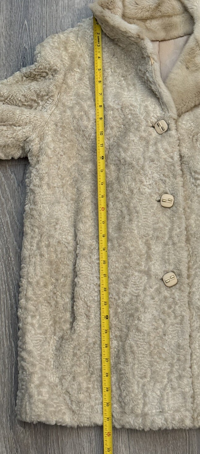 Vtg 1960’s Russel Taylor Textured Fur Button-Up Tan Lined Coat Women’s S/M