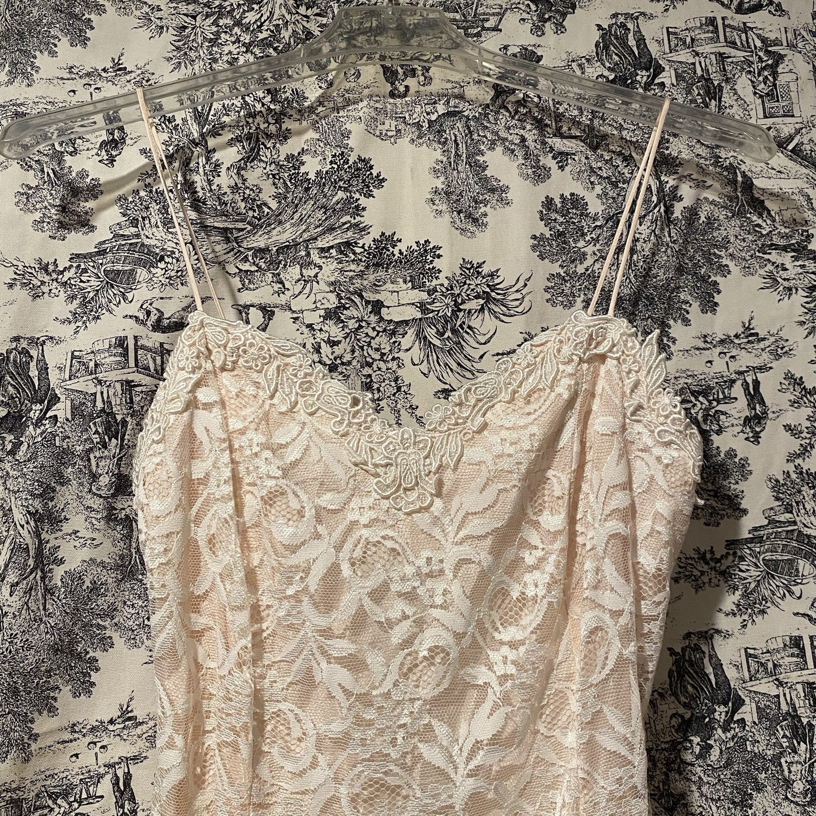 Vintage 1980s Cachet By Bari Protas Peachy Pink Lace Pencil Dress