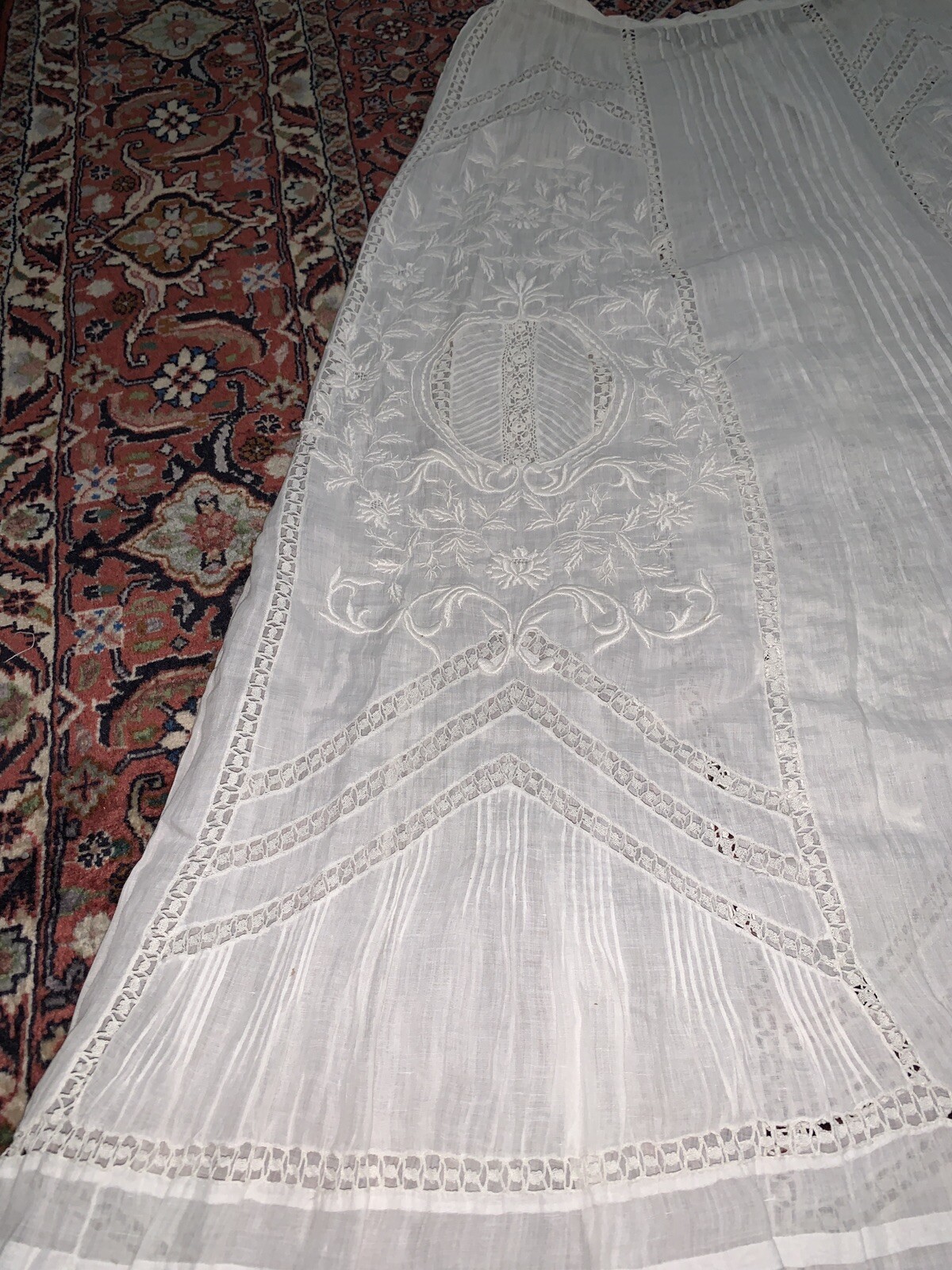 Rare 19th-Beginning of 20th Century Hand Made Lace & Embroidered Batiste Skirt