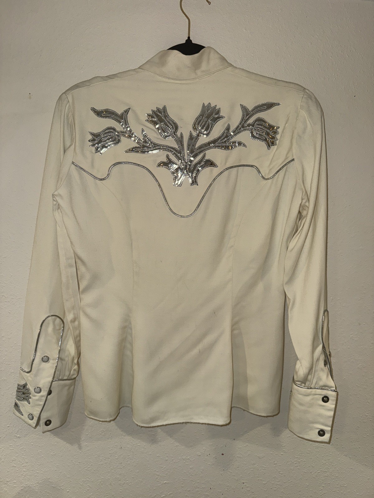Rare Vintage Ranch-Maid Western Wear Pearl Snap Blouse Ivory Silver Appliqué