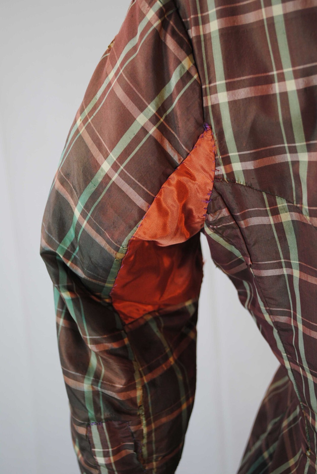 1850 CHECKED PLAID SILK TAFFETA DAY DRESS, HOUSE DRESS