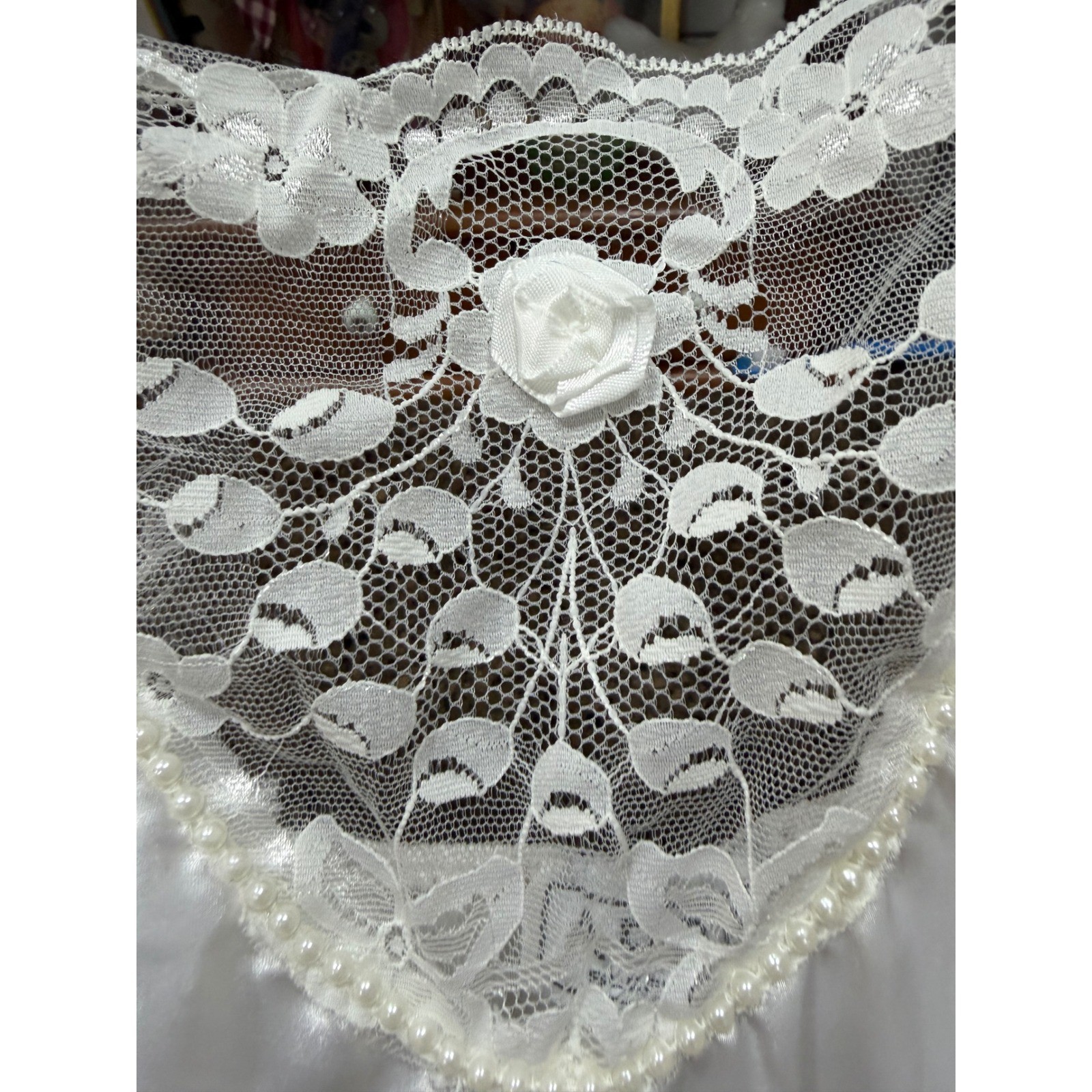 Vintage Appel Sleepwear White Satin Lace Pearl Nightgown Maxi Chemise Medium