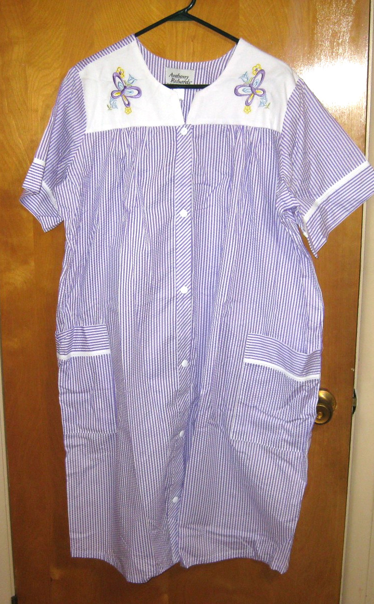 ANTHONY RICARDS HOUSE COAT LILAC DUSTER robe EMBROIDERED YOKE SIZE XL 18-20