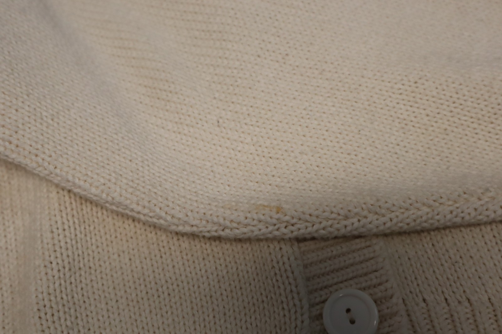 Vintage 1990s Sarah Arizona womens ivory cotton cardigan sweater S/M (USA)