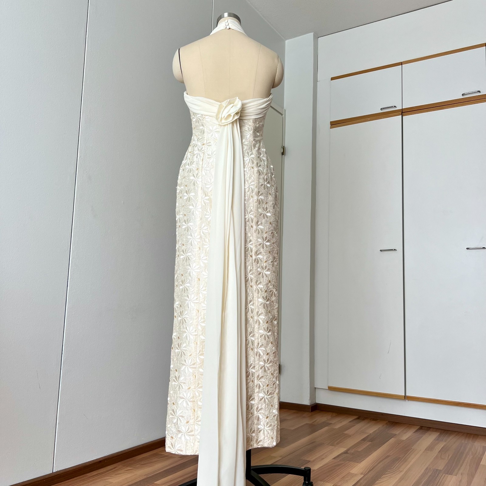100% Silk Vintage Halter Neck Wedding Dress Minimalist Backless Bridal Gown EU38