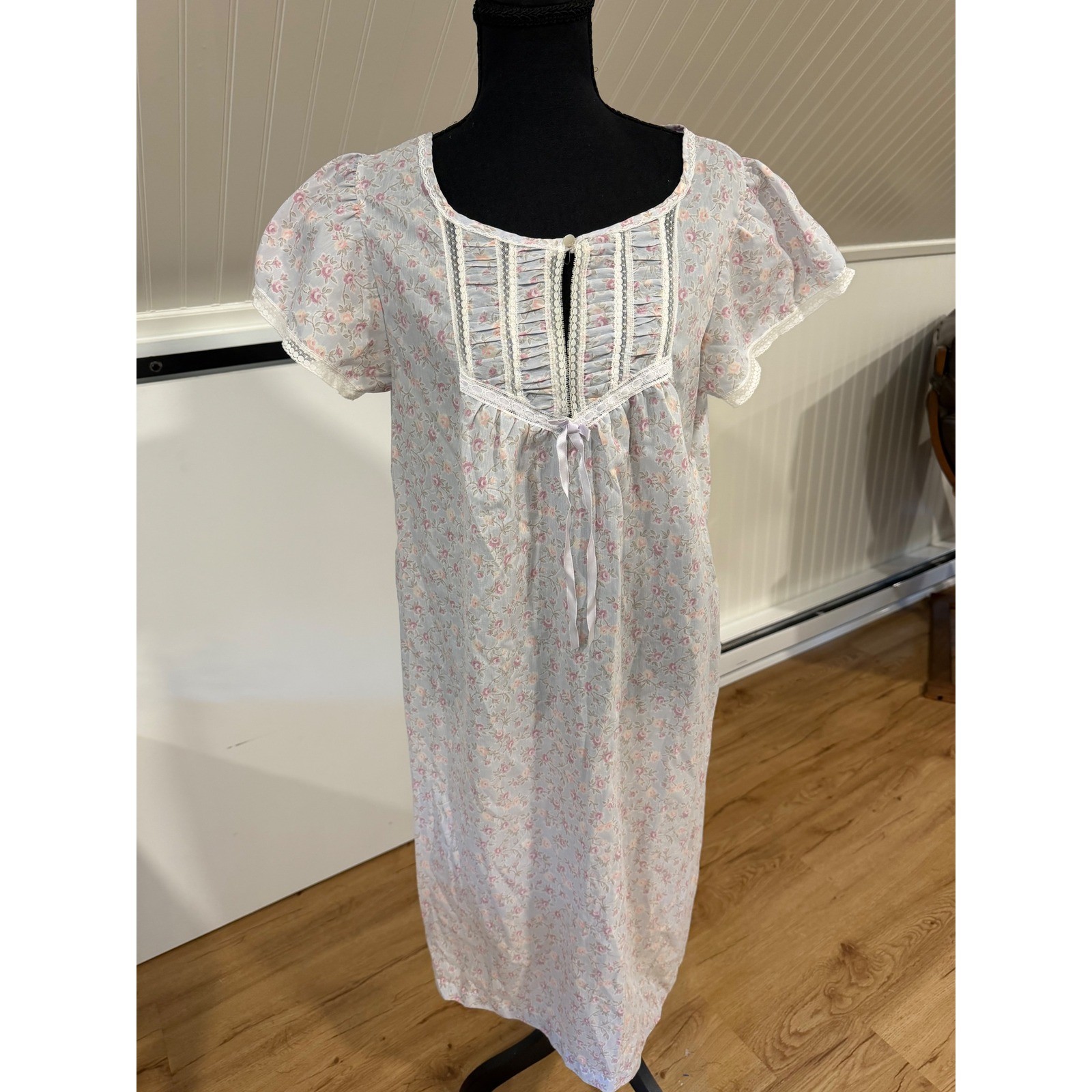 Barbizon Vintage 1970s Blue Pink Floral Nightgown Sheer Lace Trim Shabby Chic