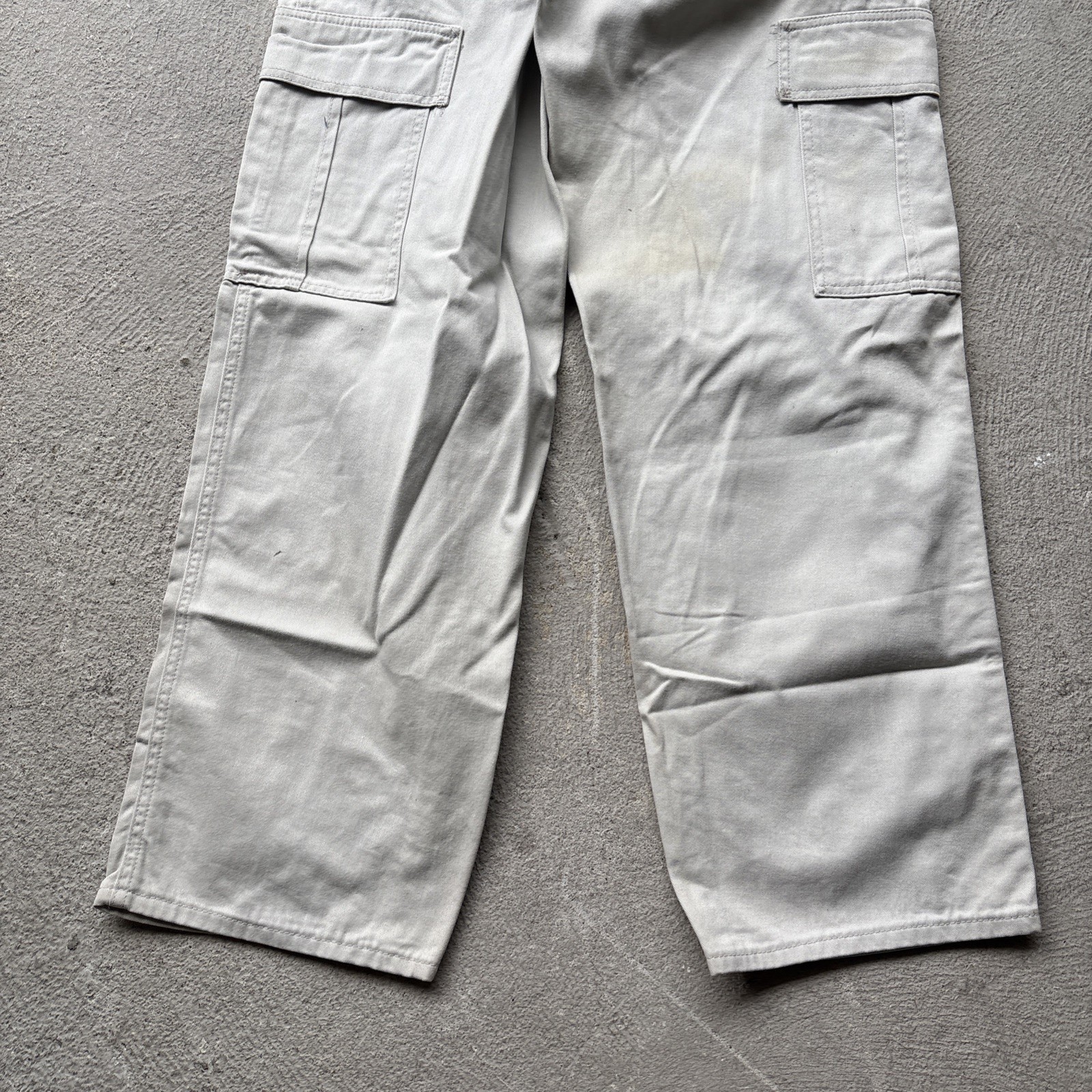 Vintage 90s LEE Cargo Pants Wide Relaxed Khaki Tan Beige USA Juniors 7 S
