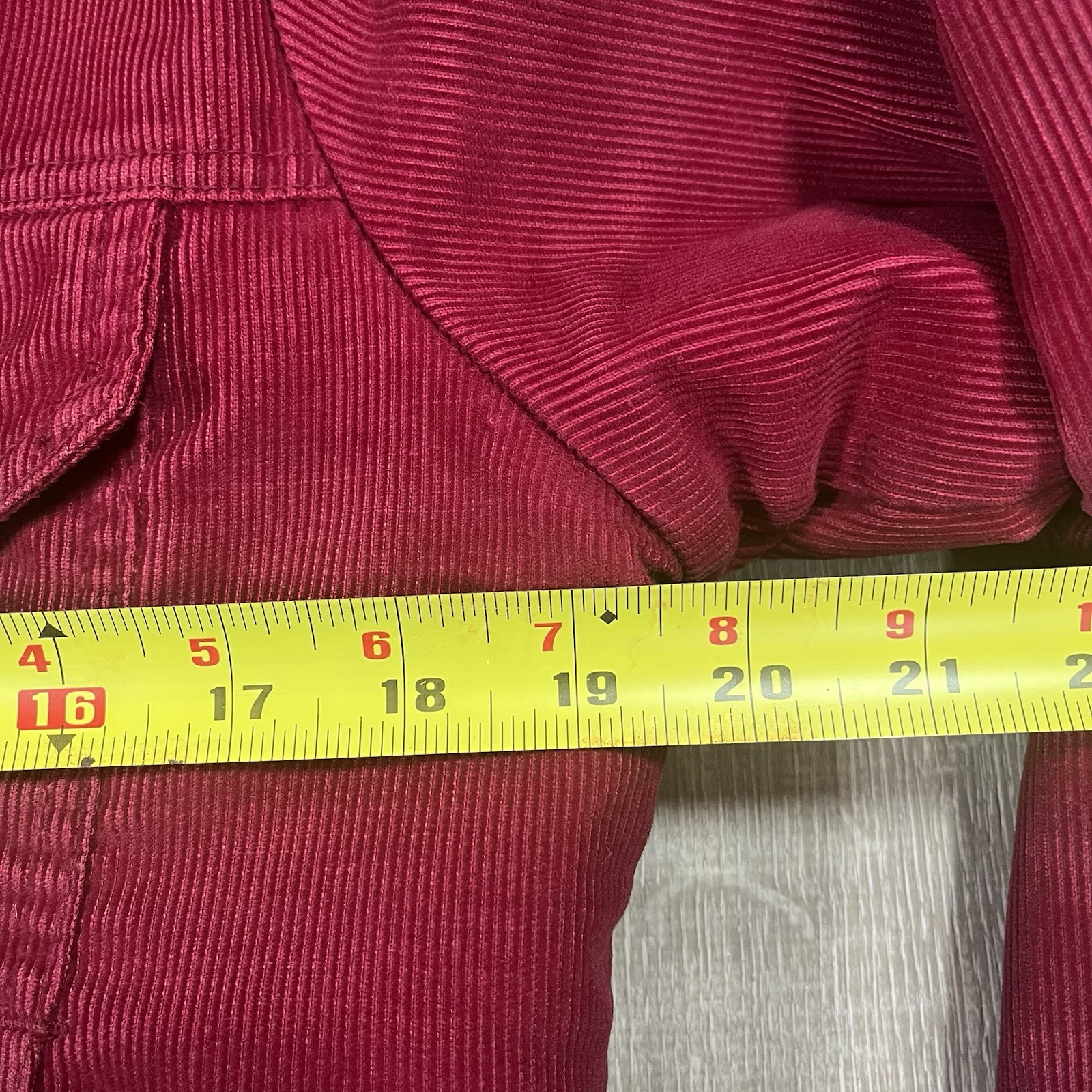 Vintage Levis Corduroy Trucker Jacket Womens Size Med Red Sherpa Lined USA 70s