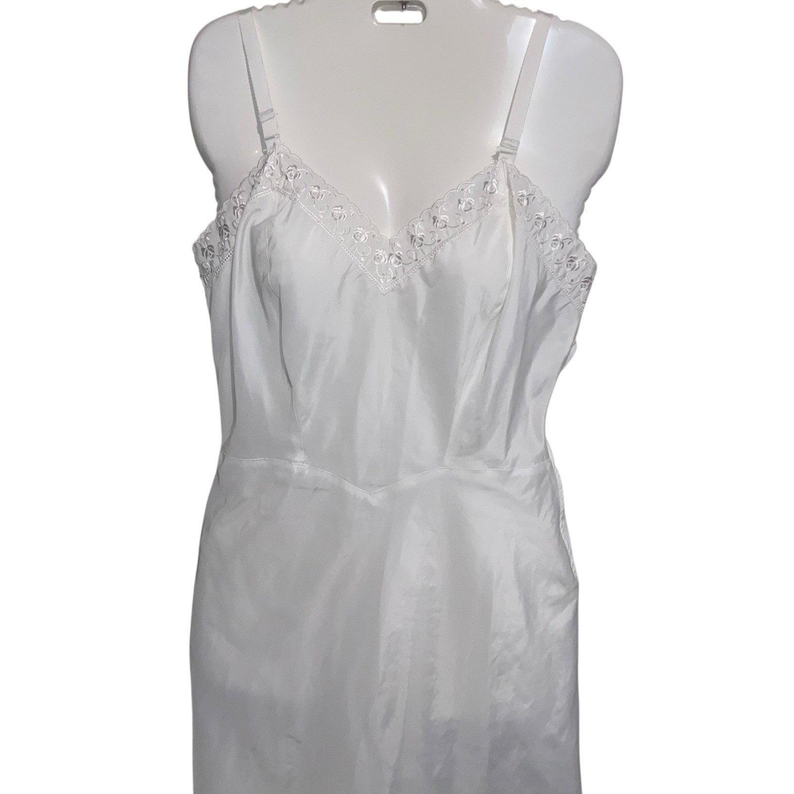 Barbizon Full Slip Womens Small Ariel Vtg Tafredda Eyelet Lace Trim Feminine 60s