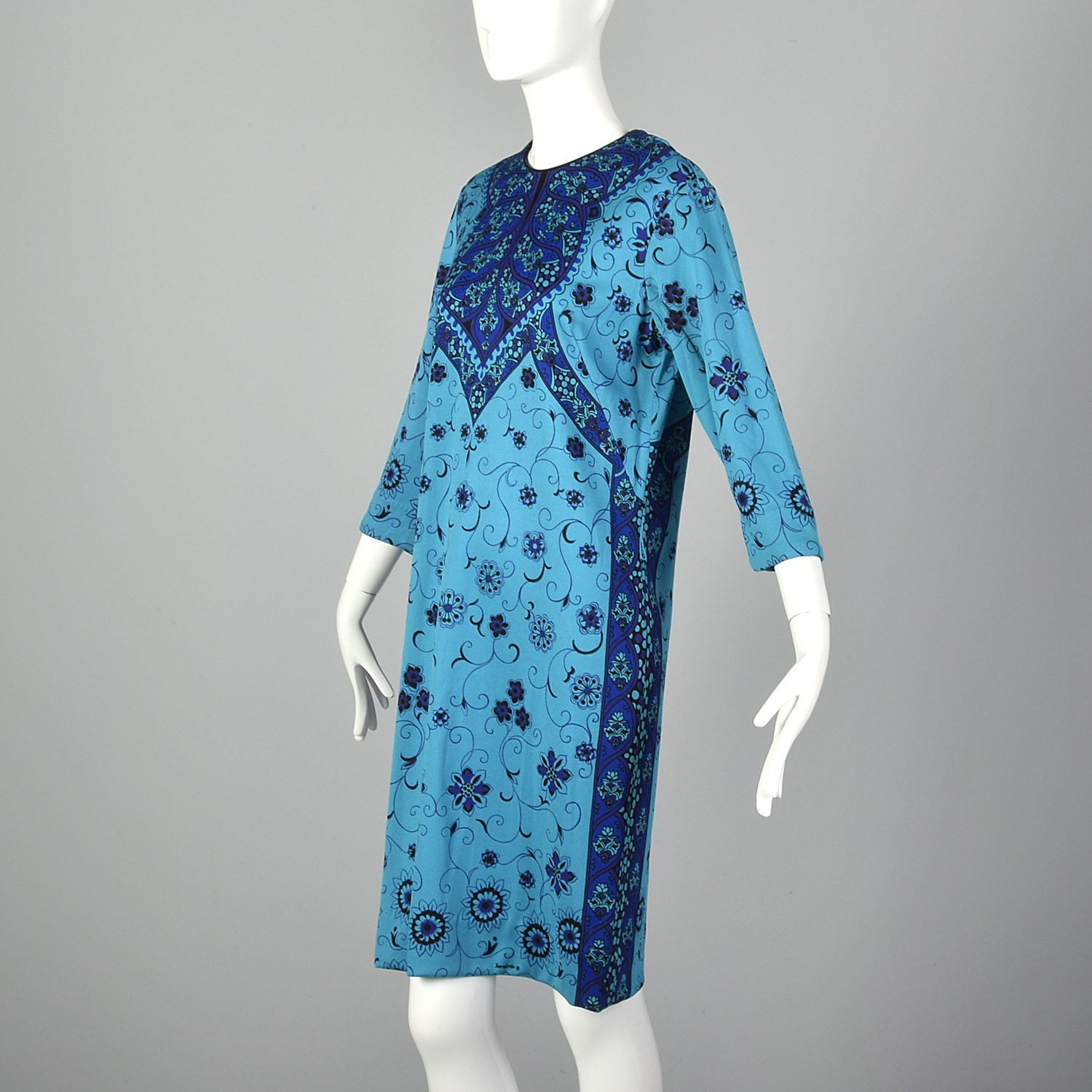 L Blue Dress 1970s Floral Printed Black Boho Bohemian Teal Classic Shift 70s VTG
