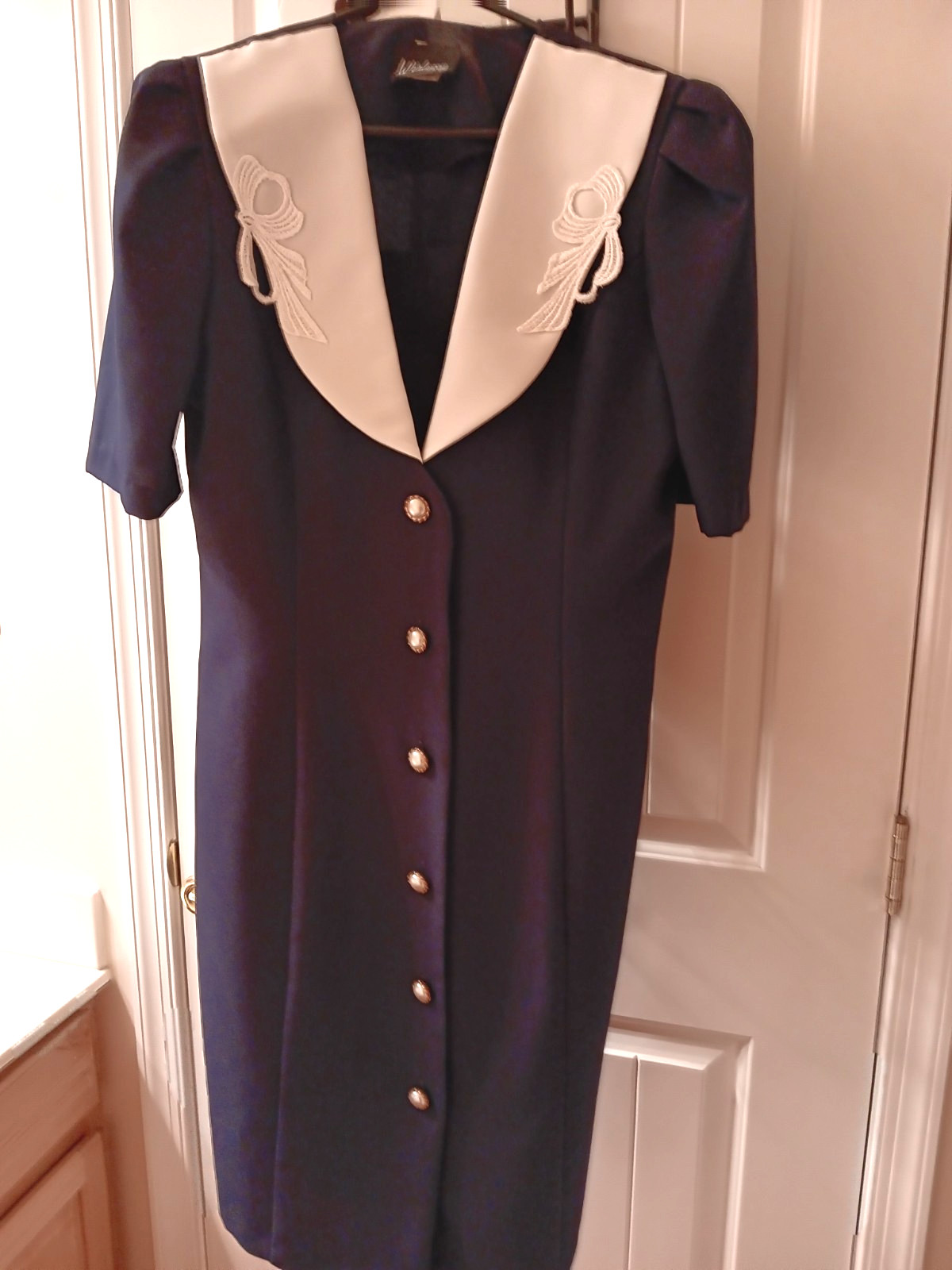 Whirlaway Frocks Vtg. 80’s Dress Sz 12 Navy Blue W/White Lace Collar & Pearl B