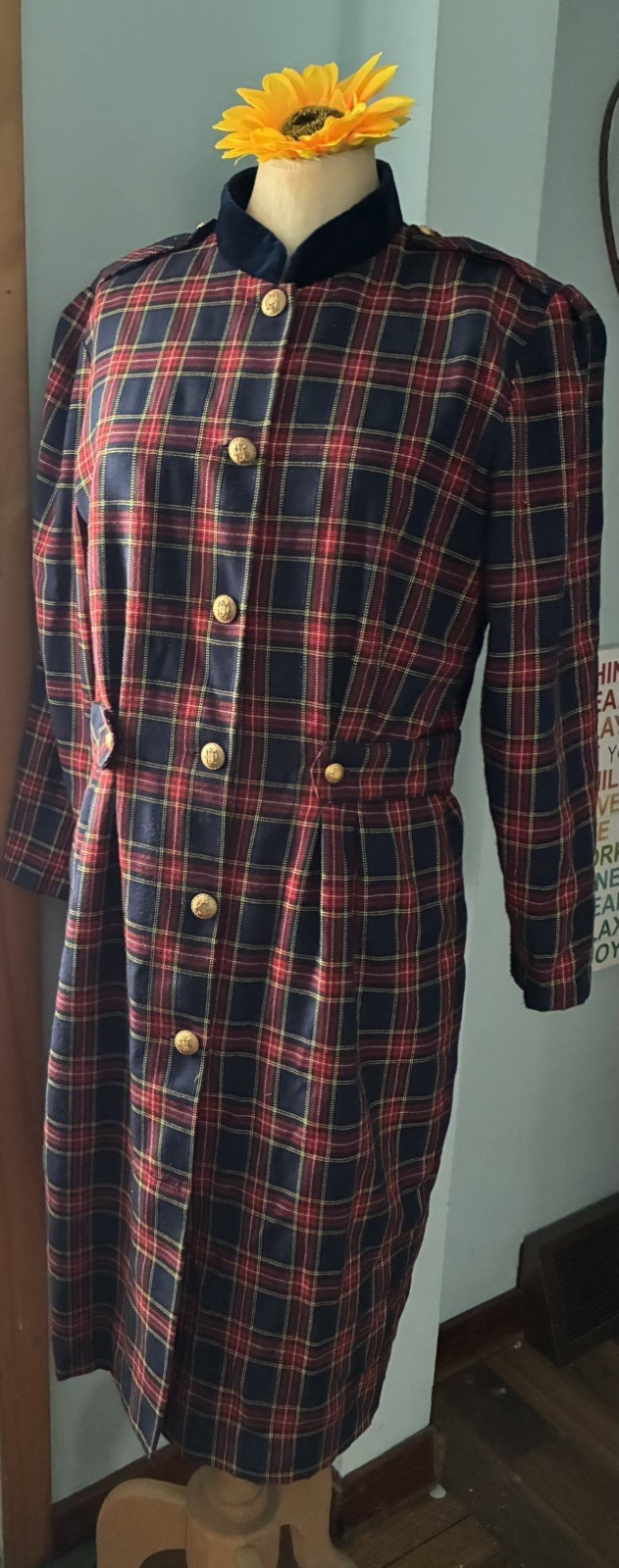 Vintage Laura Plaid 100% Cotton Dress Velvet Collar Gold Buttons USA 80s Sz 14