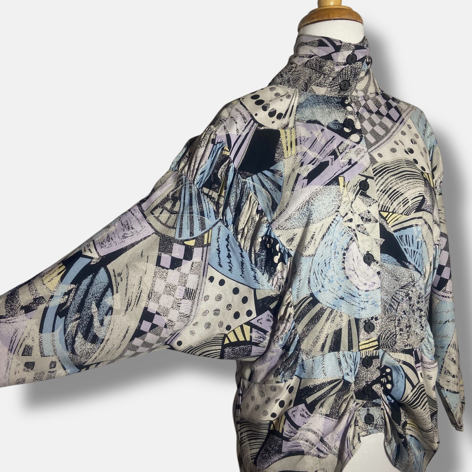 C&A Vintage Button Up Shirt Size M 38 High Neck Dolman Sleeve Abstract Pattern