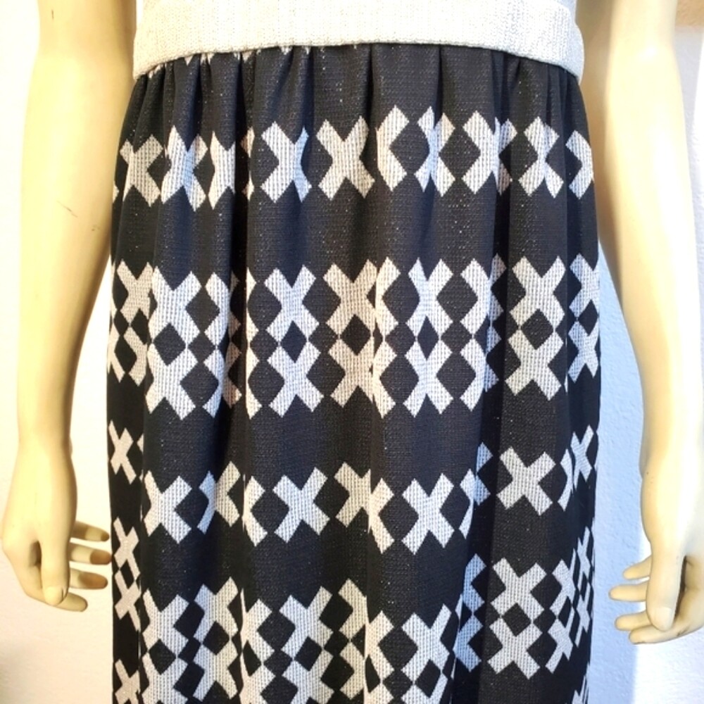 Vintage 70s Vicky Vaughn Lurex Maxi Graphic S/ M