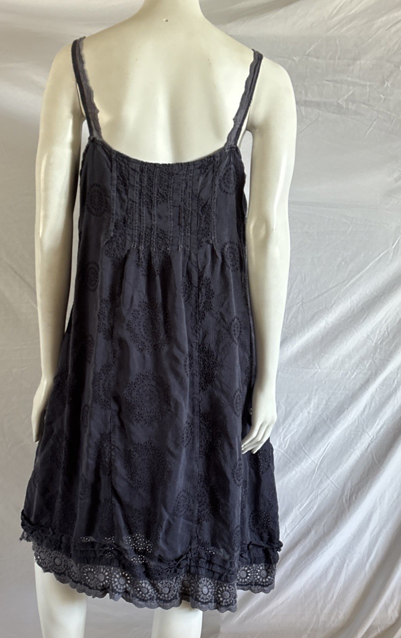 Vintage ‘90s Johnny Was Black Gray Embroidered Eyelet Sleeveless Sun Dress Sz M