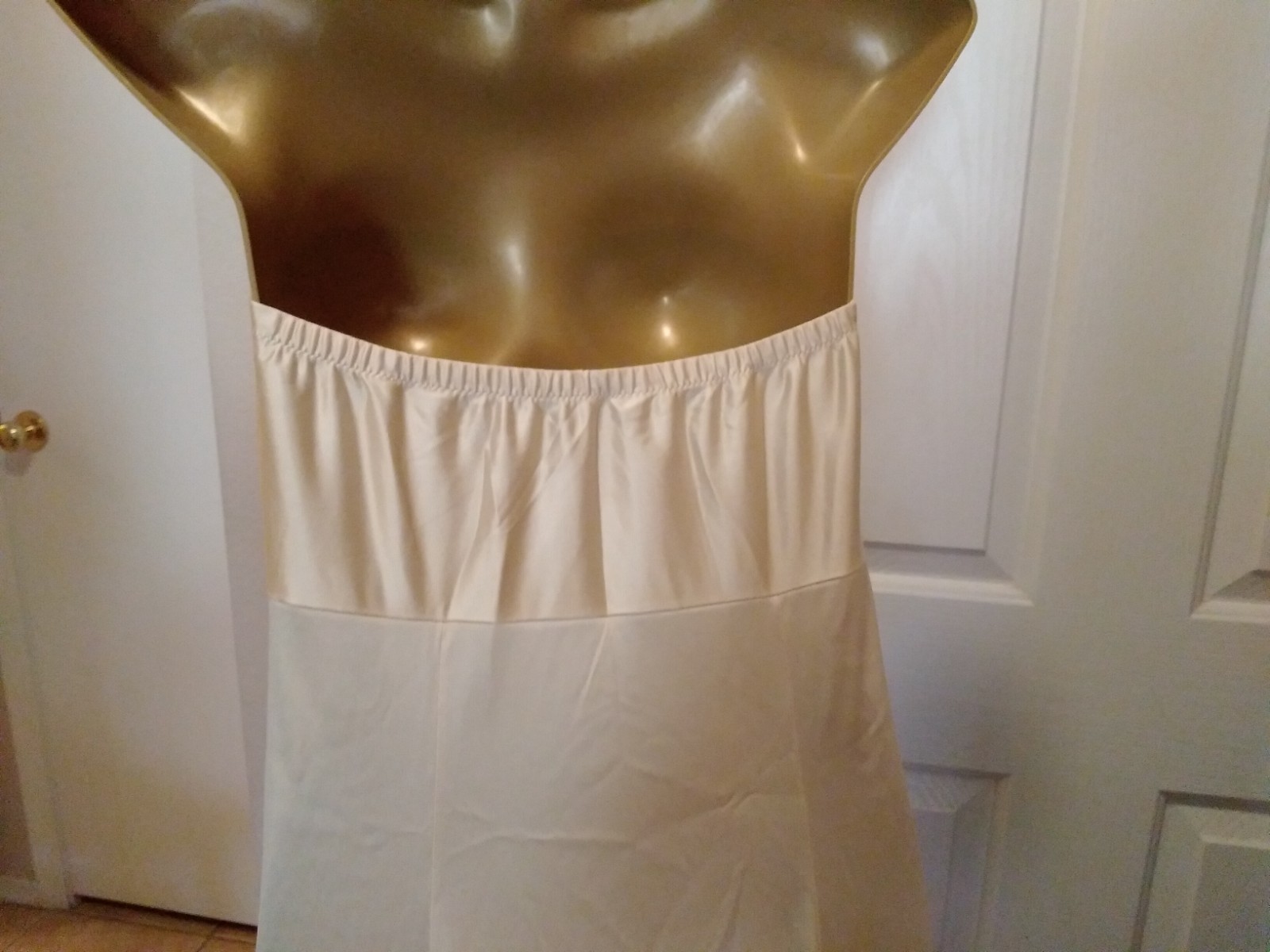 Vintage Vanity Fair Strapless Maxi Slip Size 36 100% Nylon Nude
