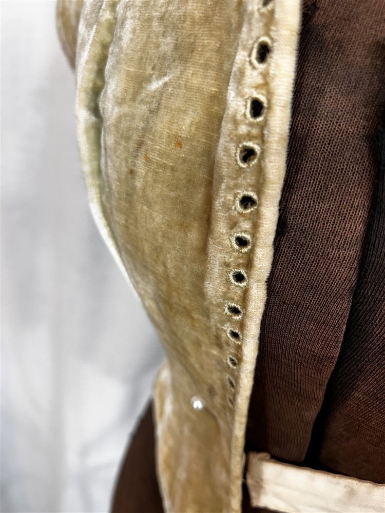 antique bodice lace front pierrot jacket gold velvet stiff bones replica1780s