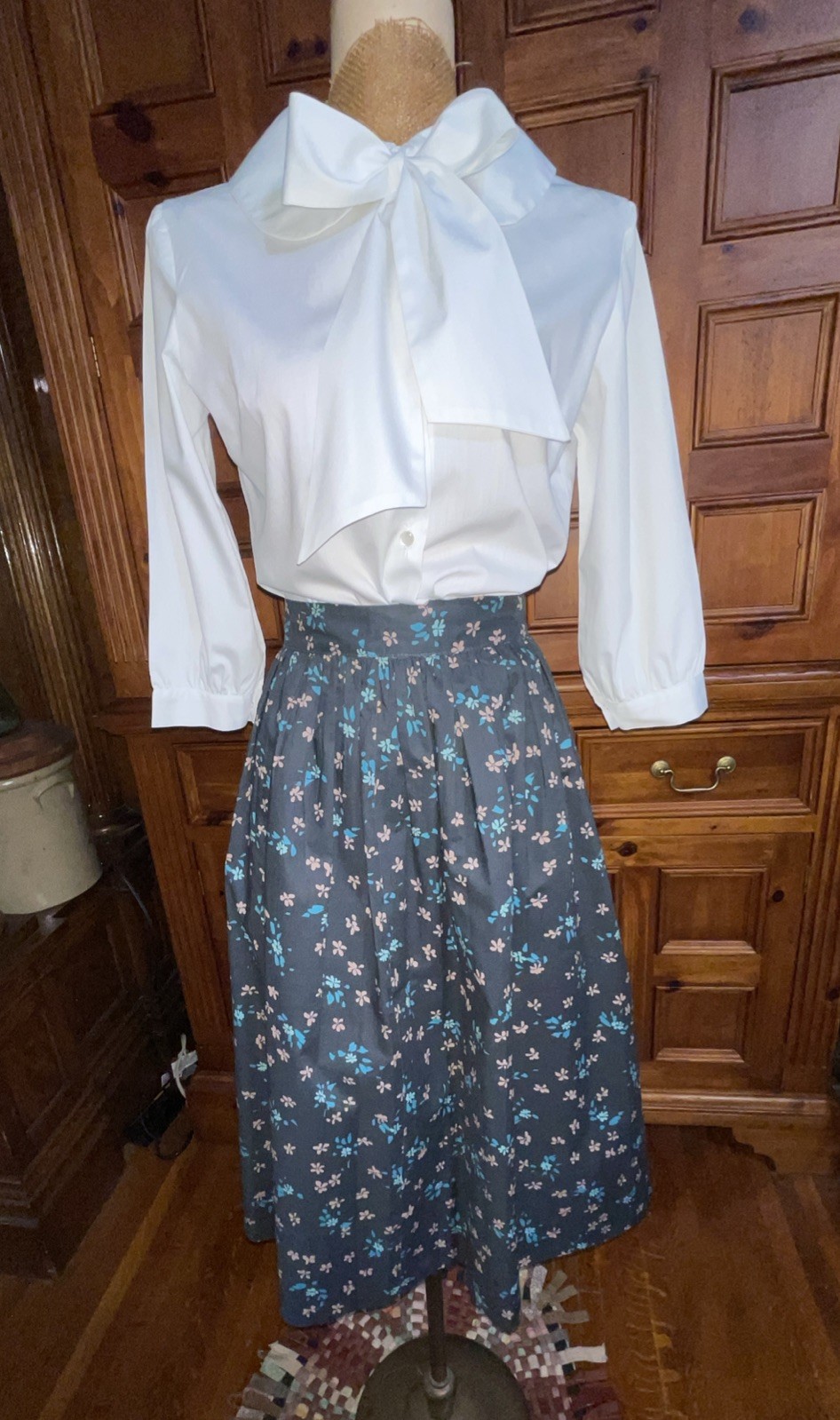 Vintage Sybil White 3/4 Sleeve Blouse Round Collar Detachable Sash Tie Front