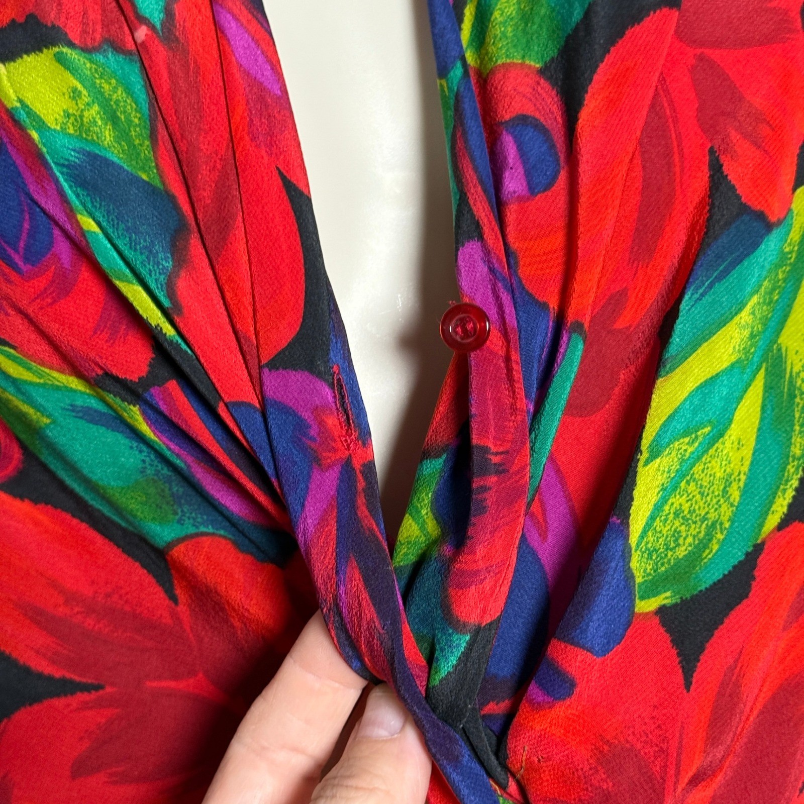 SK & Company VTG 100% Silk Floral Blouse 8 Red Purple Green 90s Office Feminine