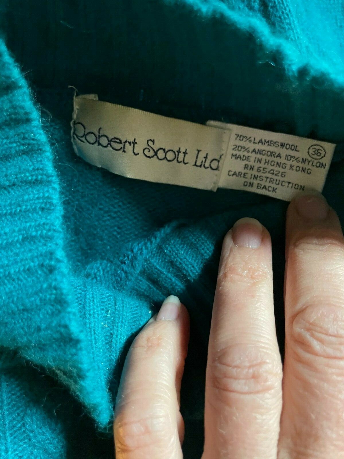 Vintage ROBERT SCOTT LTD. lambswool blend mock neck sweater
