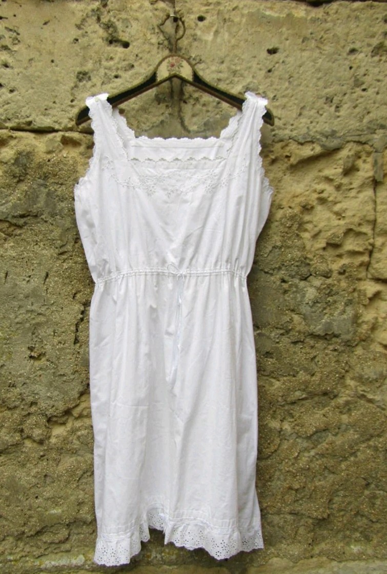 VTG Antique Handmade 1900s French Broderie Anglaise White Cotton Nightgown