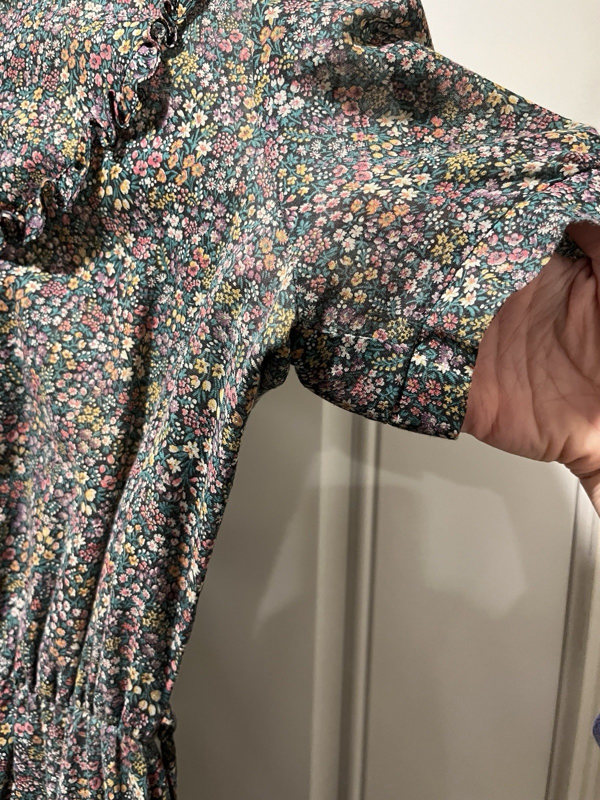 Authentic VTG 1970s Ditsy Floral Prairie Dress Boho Chiffon Tie Neck Byer Too XS