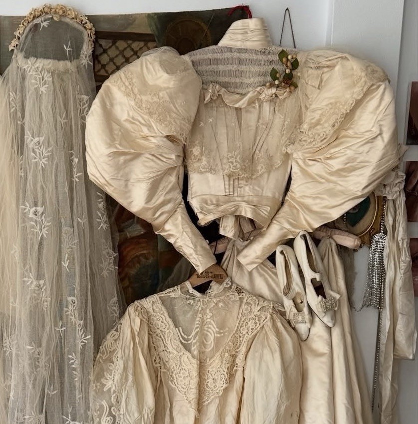 Beautiful Antique Victorian Silk Wedding Dress Bodice, Lace Veil, Shoes Set Rare