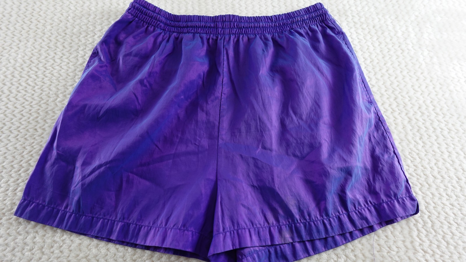 The Body Co. Iridescent Purple Shorts Soccer Running Sz Large Vintage 80’s-90’s