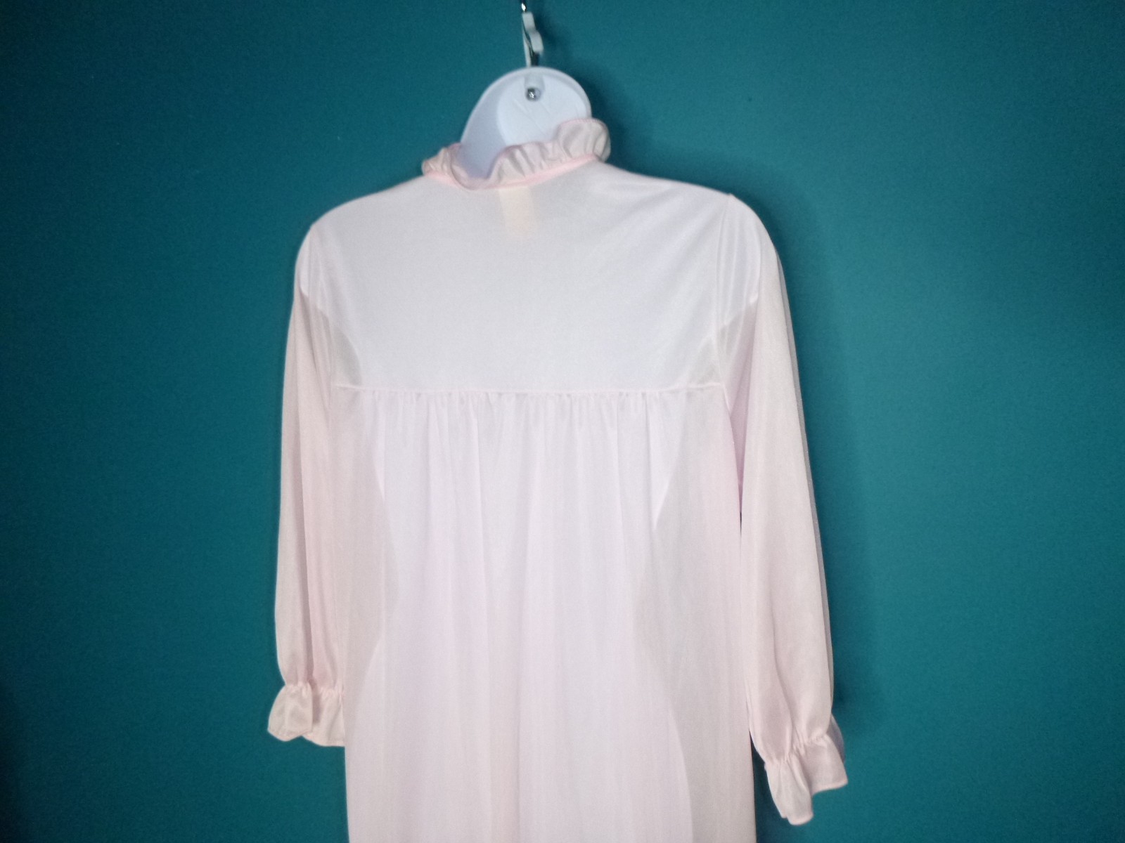 NOS Vtg Pink Lady 100% Antron Nylon Long Nightgown Modest Pale Pink Sz M