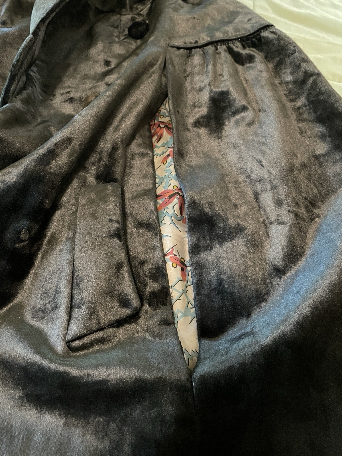 VTG 1930s Velvet Opera Cape Cloak Art Deco Floral Rayon Satin Lining &Belt Black