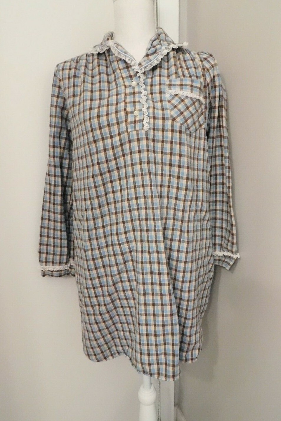 Vintage Size Small Blue Beige Brown Checkered Brandywine Short Flannel Nightgown