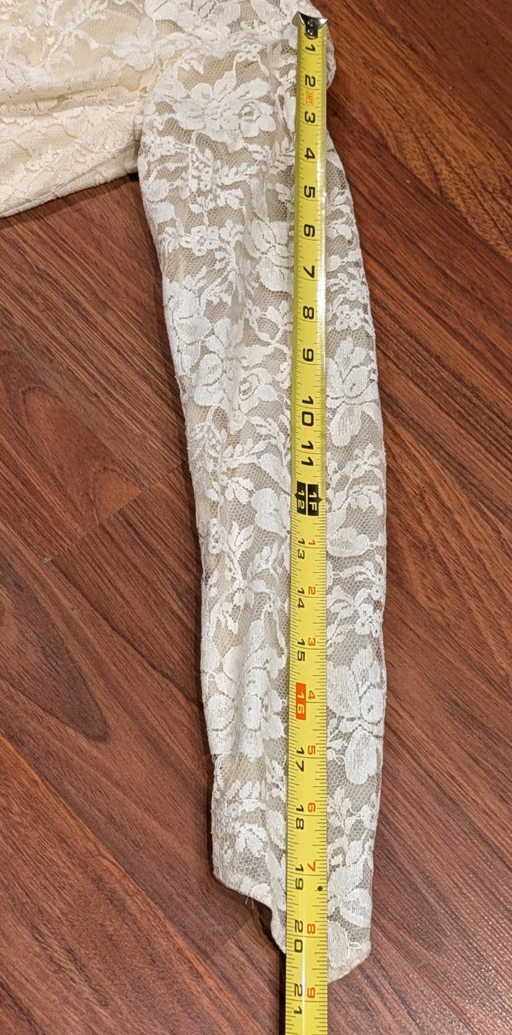 Vintage ILGWU Wedding Dress Womens XS Ivory Lace Long Sleeve Union Made USA