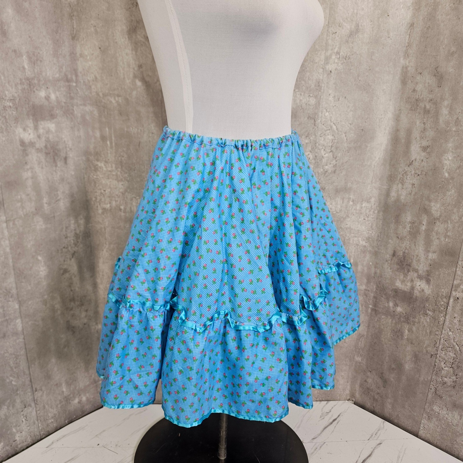 Vintage Handmade Blue Rosebud Circle Skirt Square Dance Cottagecore Prairie